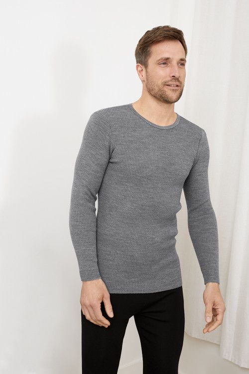 Sous pull technique homme sale