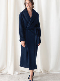 robe de chambre en laine des pyrénées douce bleu marine