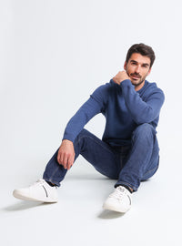 Pull maille perlée bleu indigo pour homme, col rond,modèle assis