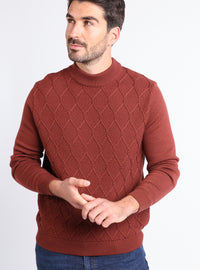 Pull rouge terre élégant et confortable fabriqué en France