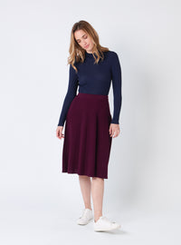 Jupe plissée femme en laine mérinos Violet Nuit – vue de face