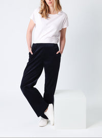 pantalon large femme elegant et confortable