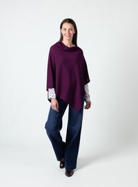 Poncho femme en laine fine mérinos violet nuit
