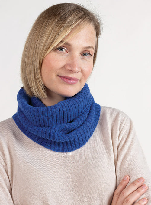 tour de cou laine bleu