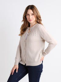 Cardigan femme laine mérinos beige clair, vue de face porté ouvert