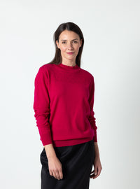 Pull femme col rond fantaisie en laine fine mérinos rose rubis
