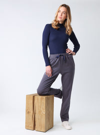 pantalon femme bleu indigo coupe droite casual chic