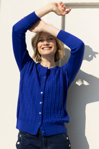 Cardigan femme bleu persan en laine fine mérinos