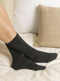 chaussettes fines en coton gris élégantes